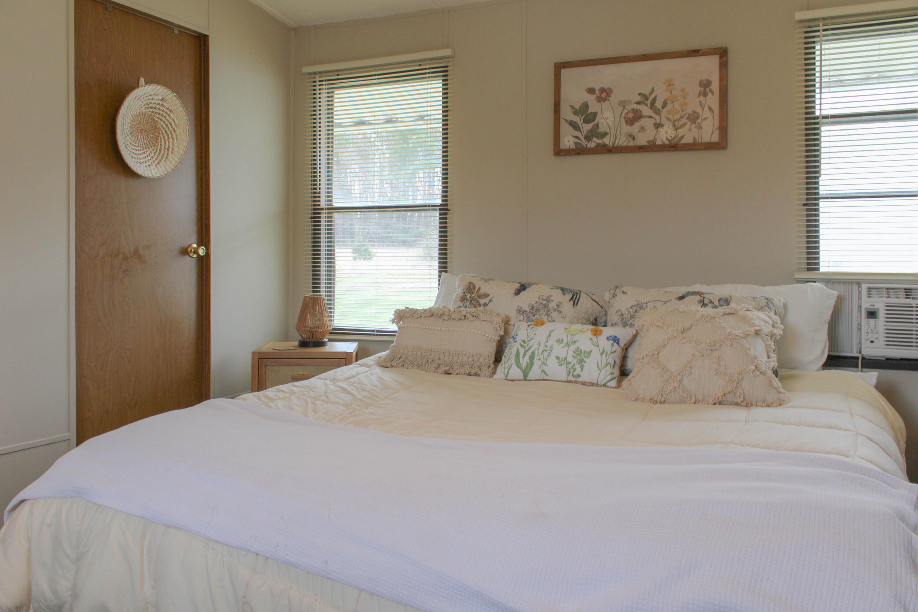 1466 North Marble Road Trufant, MI 49347 - Photo 18 of 38 Primary bedroom