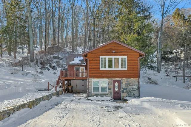 $579,900 | 35 Barger Street, Putnam Valley, NY 10579