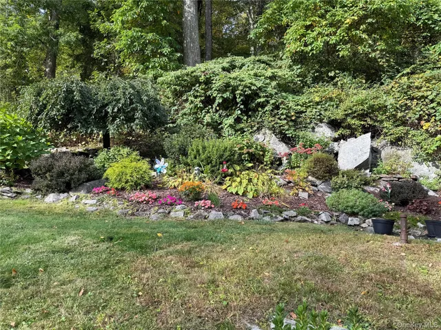 $579,900 | 35 Barger Street, Putnam Valley, NY 10579