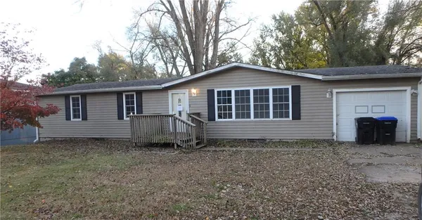 $190,000 | 2625 Northeast 37th Street, Topeka, KS 66617
