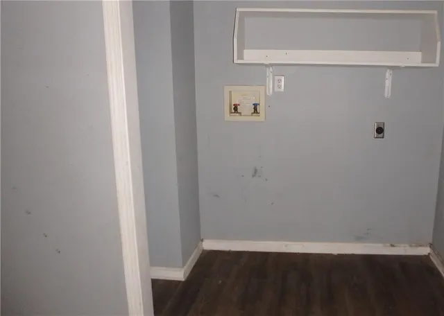 $200,000 | 2625 Northeast 37th Street, Topeka, KS 66617