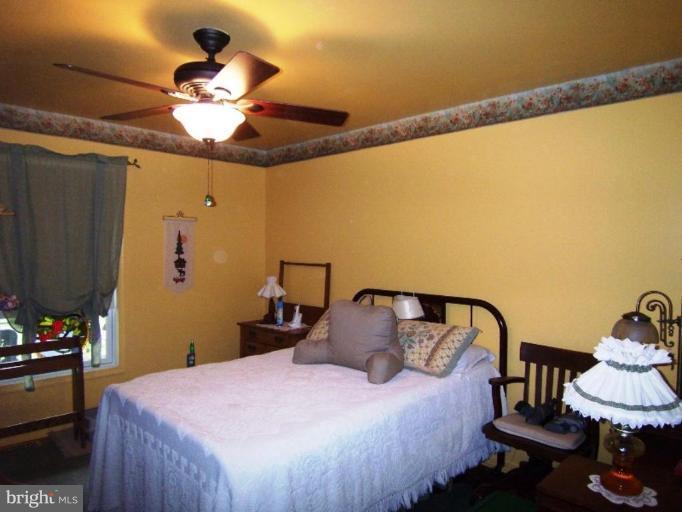 1352 Pine Road Carlisle, PA 17015 - Photo 17 of 27 Bedroom #3