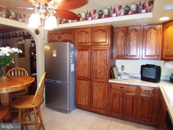 1352 Pine Road Carlisle, PA 17015 - Photo 6 of 27 Kitchen #3