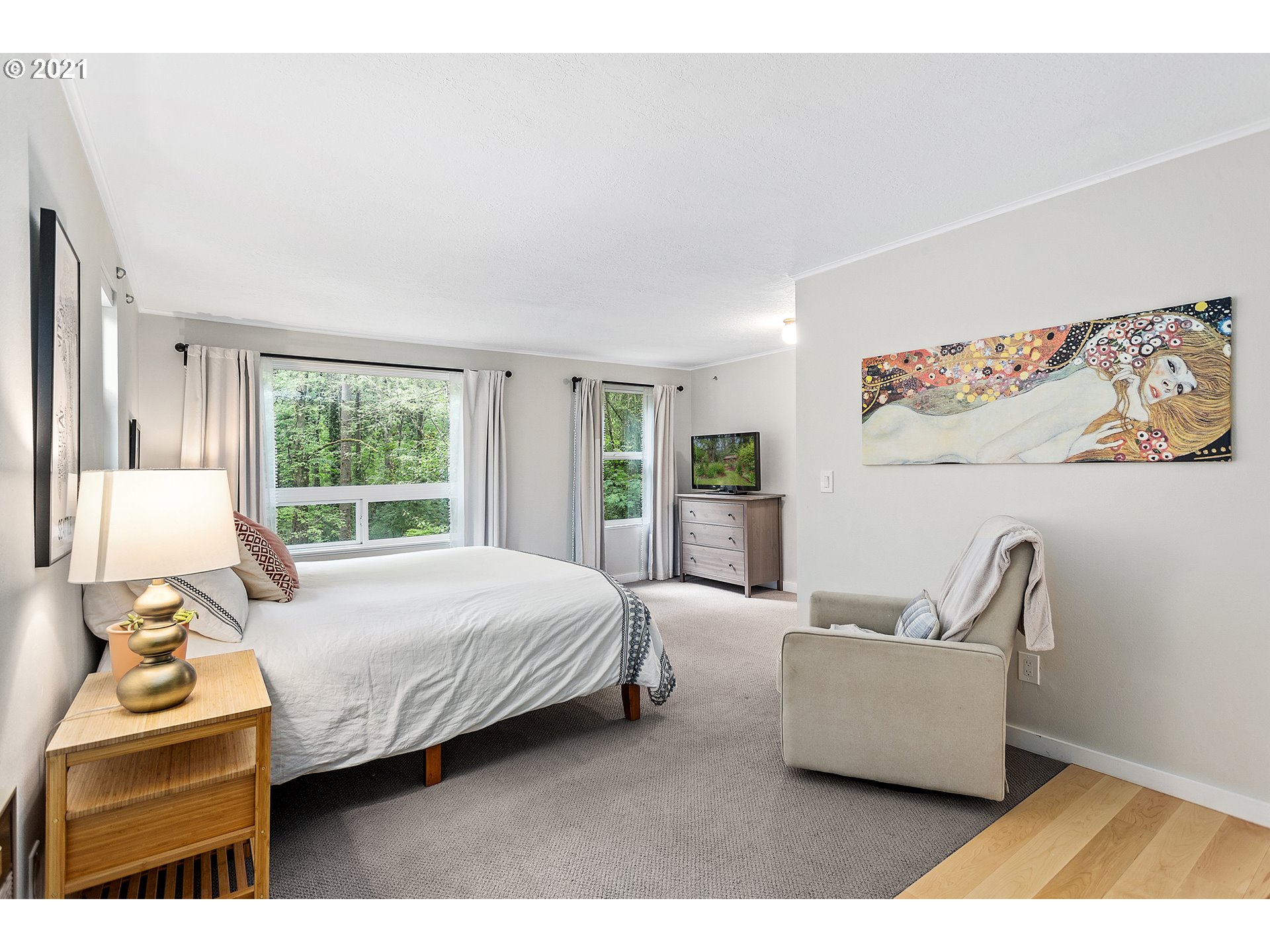 6009 Southwest Pendleton Court Portland, OR 97221 - Photo 17 of 32 Gallery Image 17