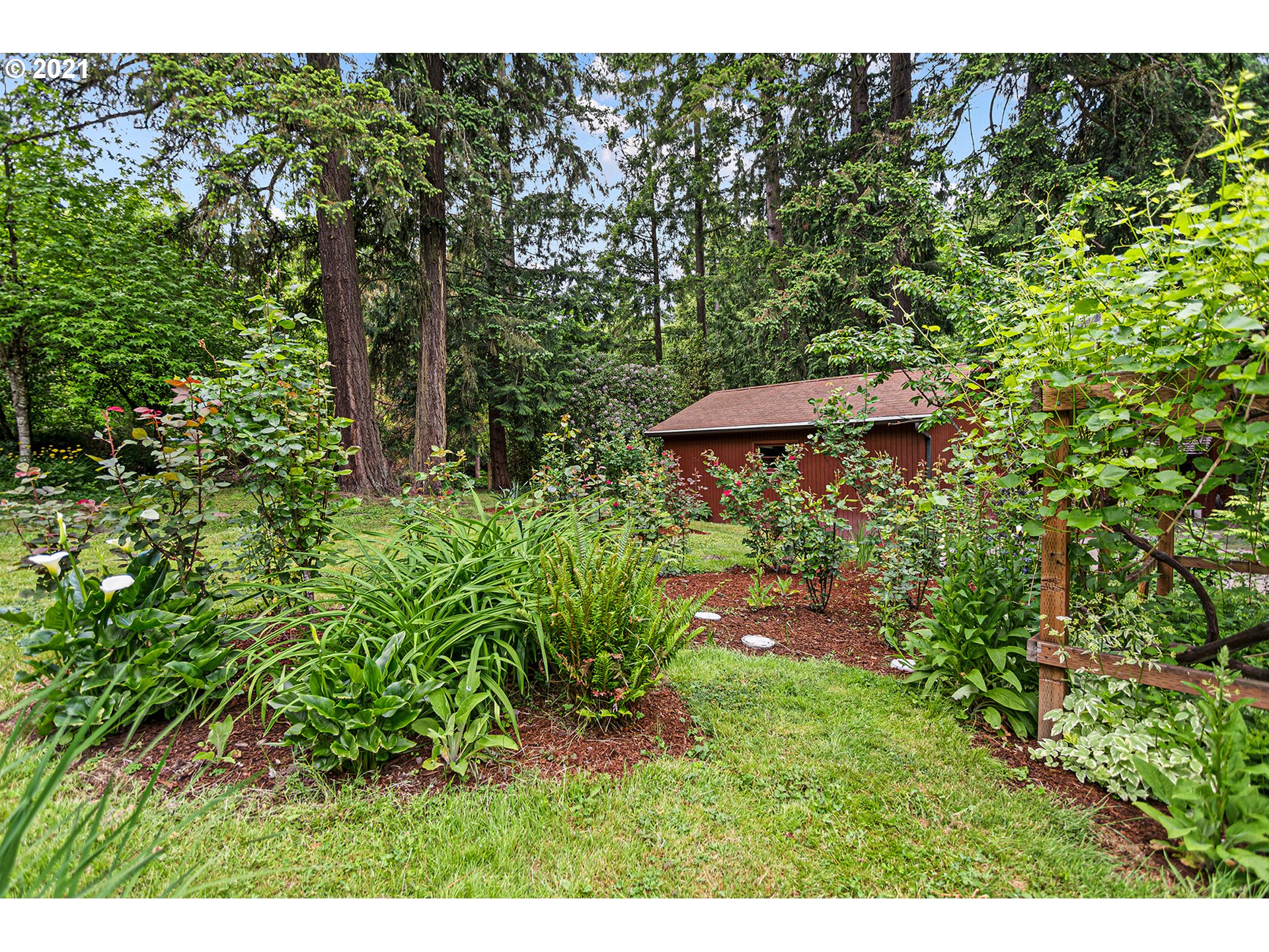 6009 Southwest Pendleton Court Portland, OR 97221 - Photo 30 of 32 Gallery Image 30