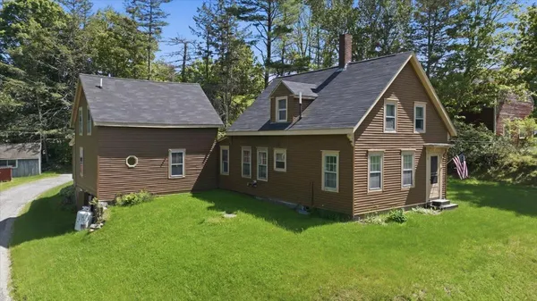 $380,000 | 180 Bremen Road, Waldoboro, ME 04572