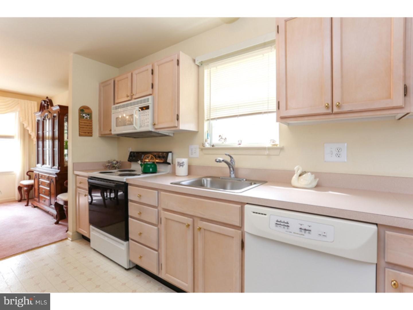 122 Alexander Road Edgewater Park, NJ 08010 - Photo 8 of 20 Gallery Image 8
