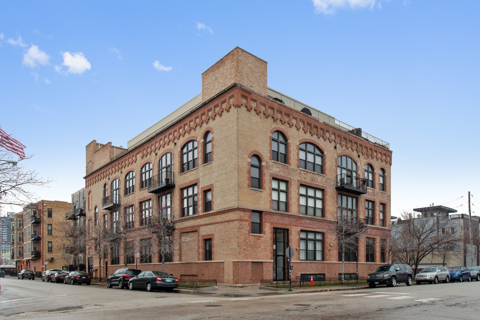 1050 West Hubbard Street, Unit 3F Chicago, IL 60642 - Photo 1 of 23