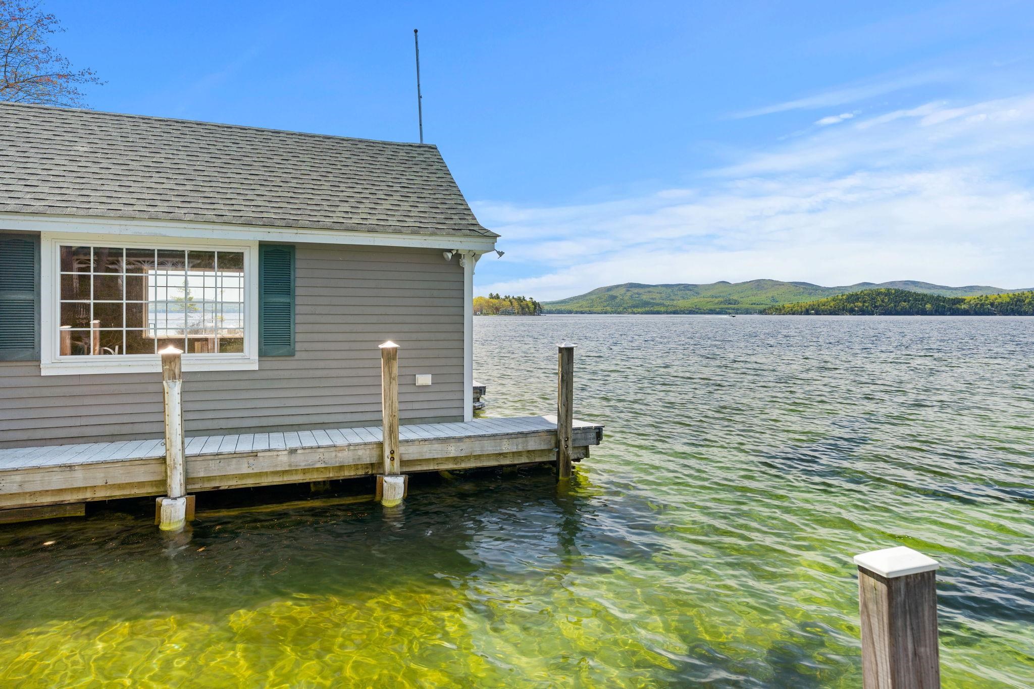 51 Rocky Shore Road Wolfeboro, NH 03894 - Photo 4 of 46