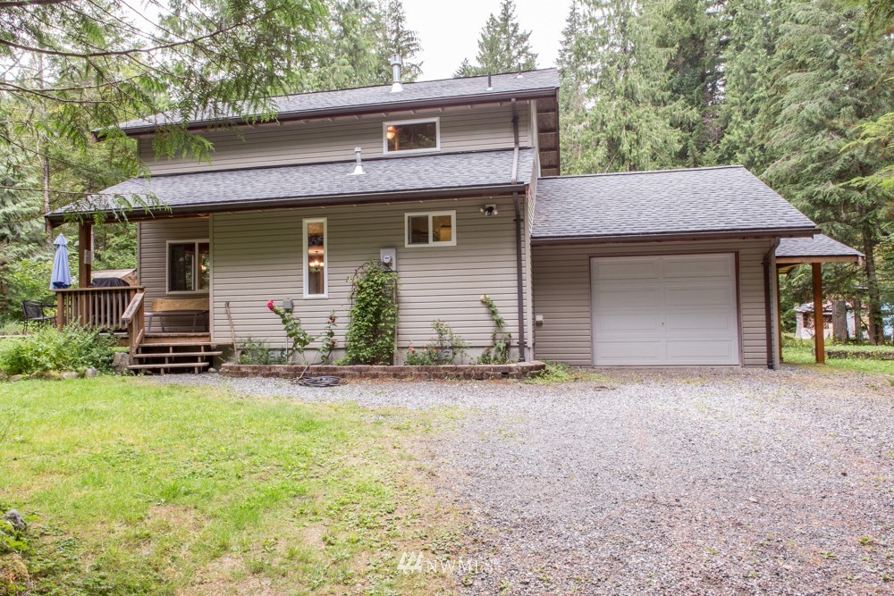 22004 Pinnacle Road Glacier, WA 98244 - Photo 1 of 25 Gallery Image 1