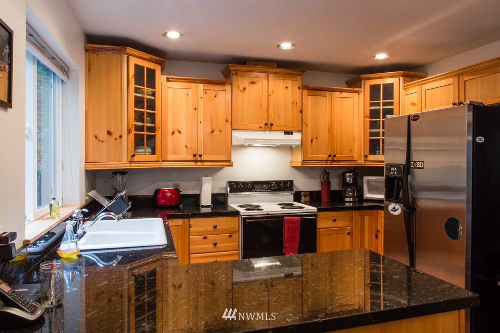 22004 Pinnacle Road Glacier, WA 98244 - Photo 15 of 25 Gallery Image 15