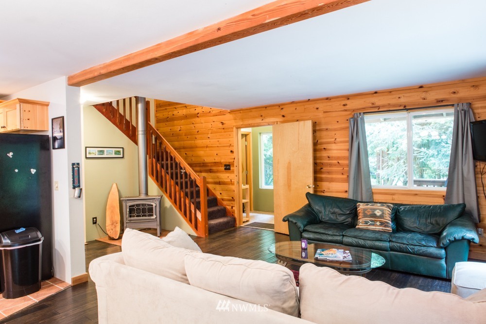 22004 Pinnacle Road Glacier, WA 98244 - Photo 7 of 25 Gallery Image 7