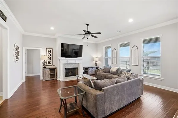 $329,999 | 20291 Long Lake Drive, Hammond, LA 70403
