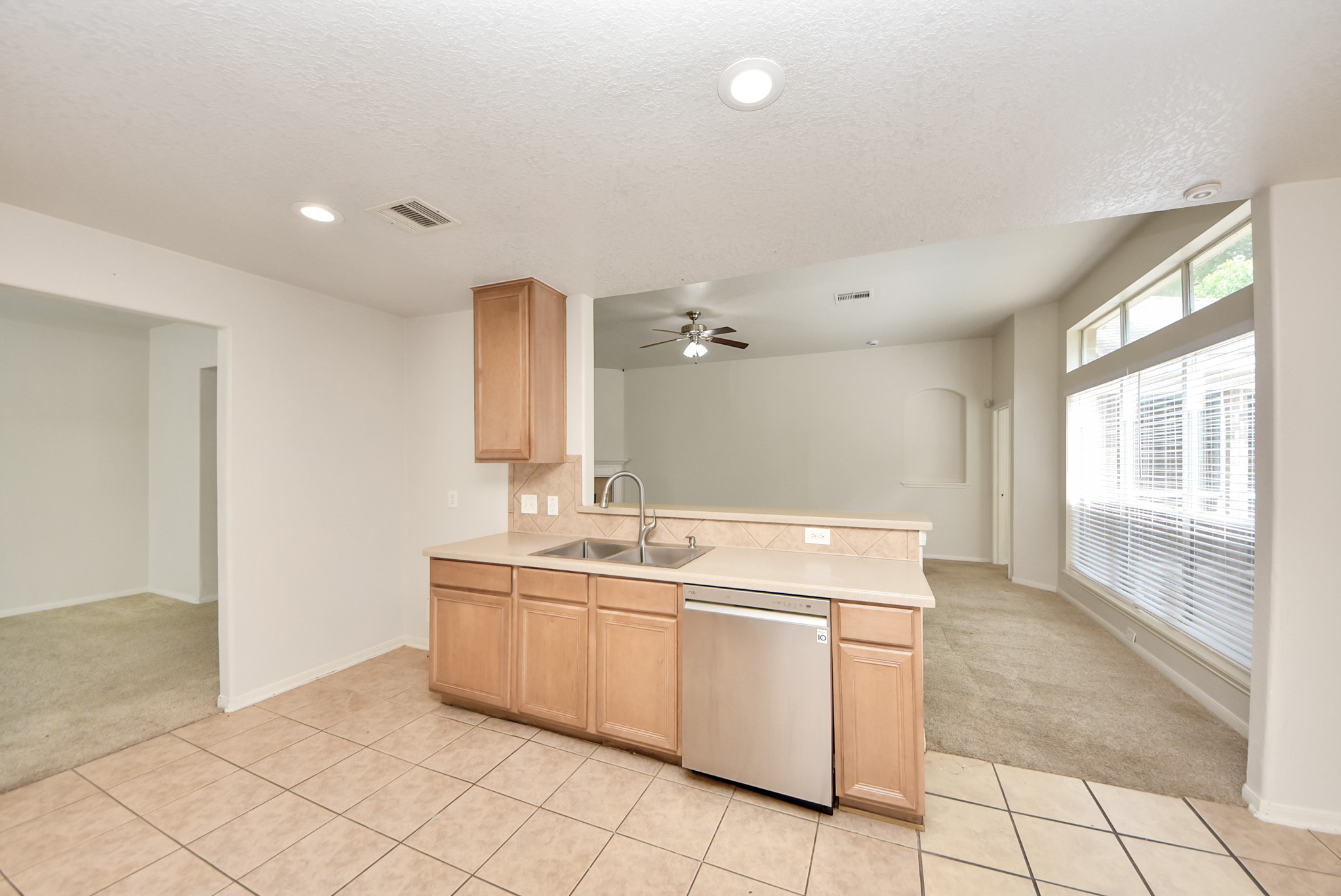 20810 Dappled Ridge Way Humble, TX 77338 - Photo 10 of 40