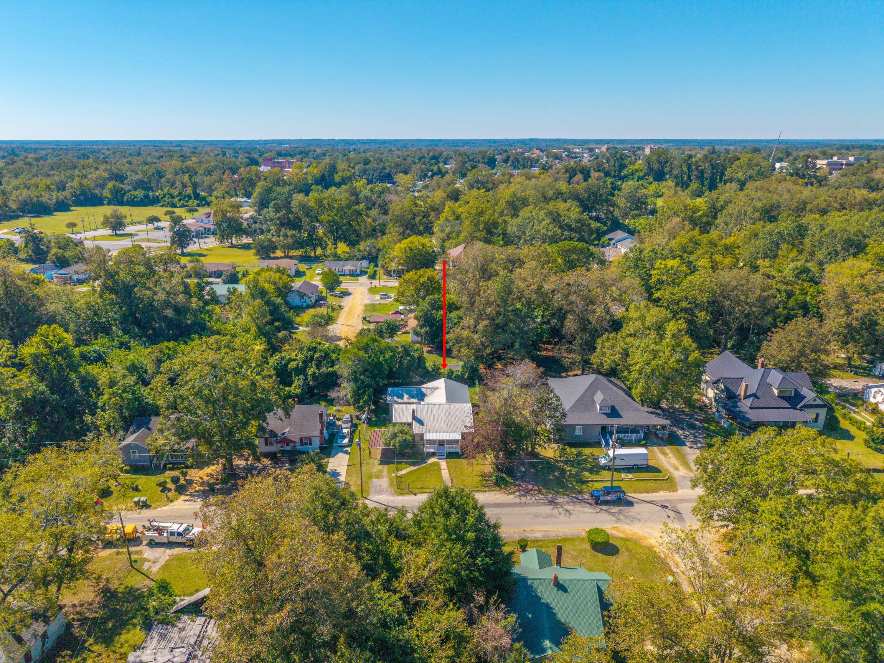 320 Clarendon Street Orangeburg, SC 29115 - Photo 45 of 52 DJI_20251016132854_0102_D-Edit