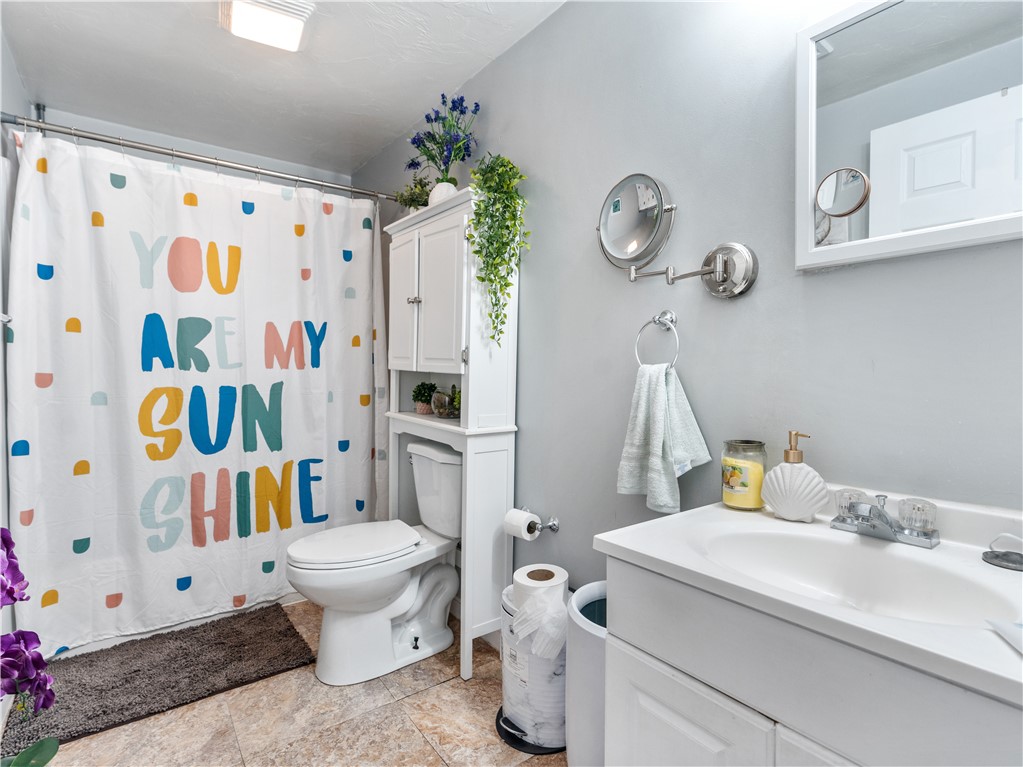812 Social Street Woonsocket, RI 02895 - Photo 5 of 13 Gallery Image 5