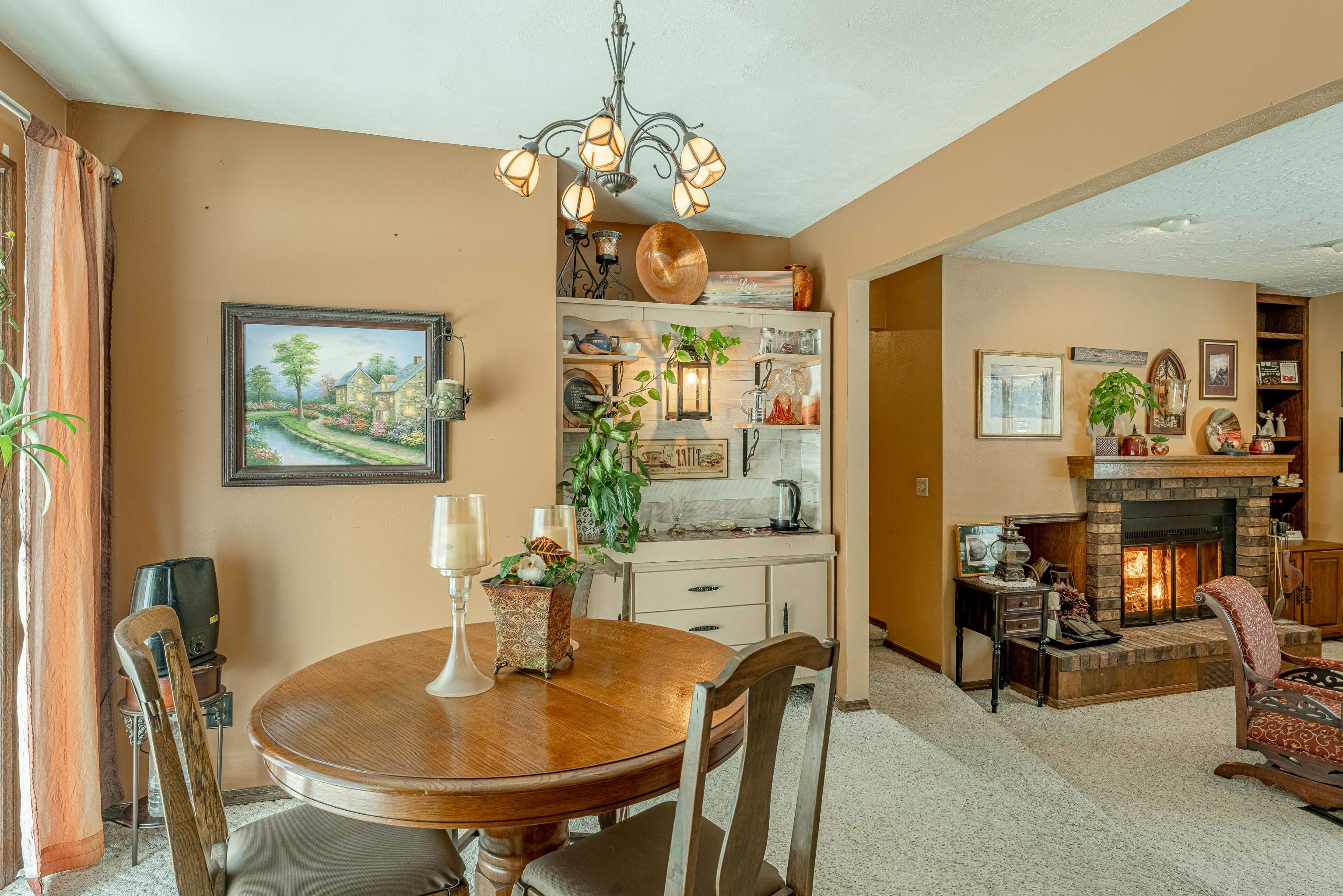 52 South Martin Road Janesville, WI 53545 - Photo 12 of 54