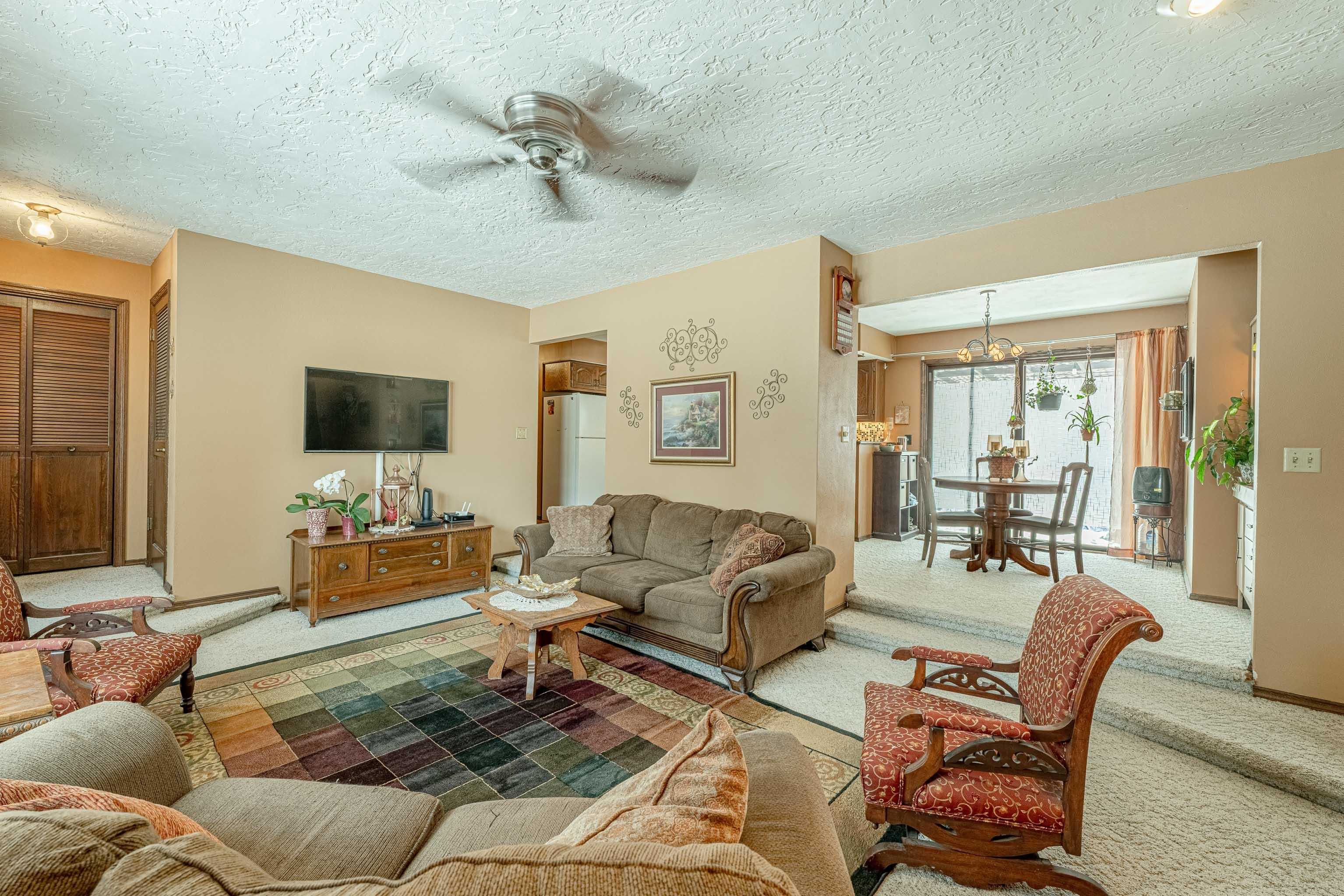 52 South Martin Road Janesville, WI 53545 - Photo 10 of 54