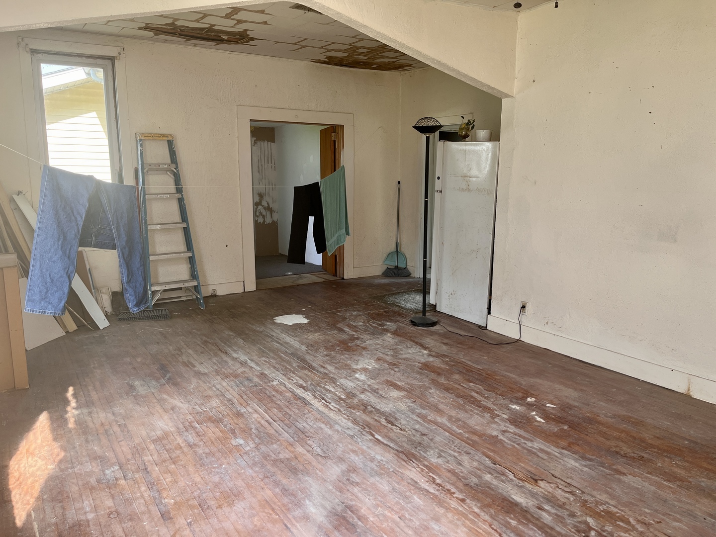 237 North Main Street Roberts, IL 60962 - Photo 9 of 11 a view of an empty room with closet and a window