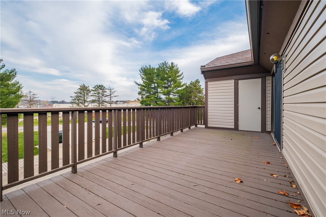 2877 Charing Cross Road Northwest Canton, OH 44708 - Photo 17 of 19 Gallery Image 17