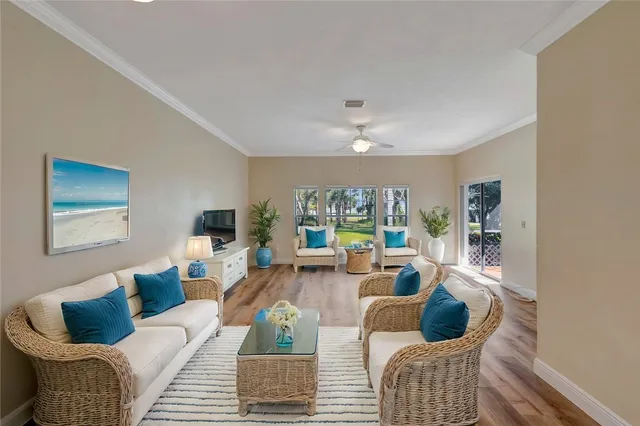 $1,995,000 | 925 Indian River Drive, Sebastian, FL 32958