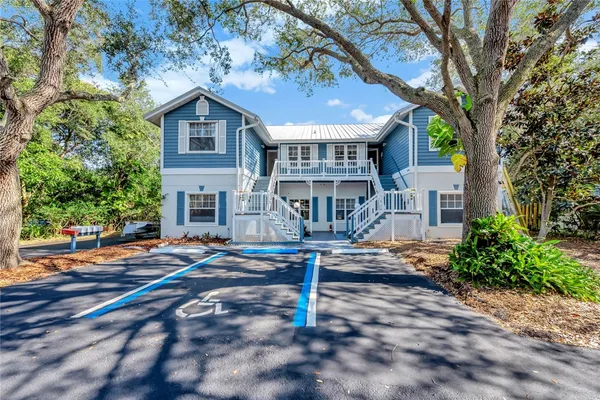 $1,895,000 | 925 Indian River Drive, Sebastian, FL 32958