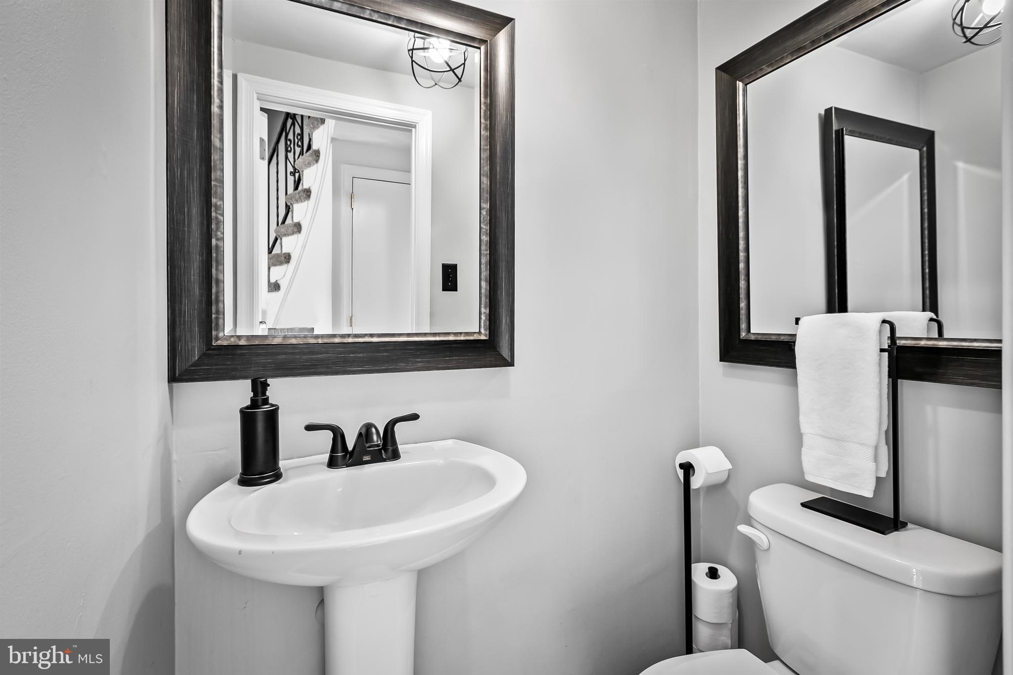 241 Chantrey Road Lutherville-Timonium, MD 21093 - Photo 20 of 42 First floor half bath