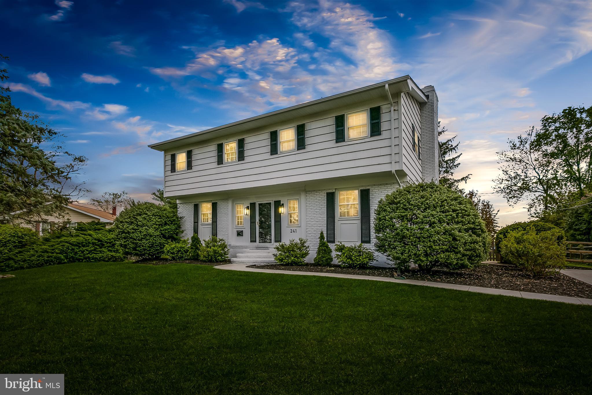 241 Chantrey Road Lutherville-Timonium, MD 21093 - Photo 2 of 42 Twilight view