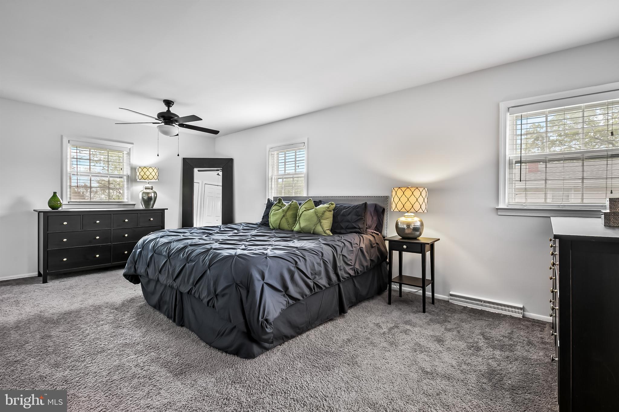 241 Chantrey Road Lutherville-Timonium, MD 21093 - Photo 22 of 42 Primary bedoom