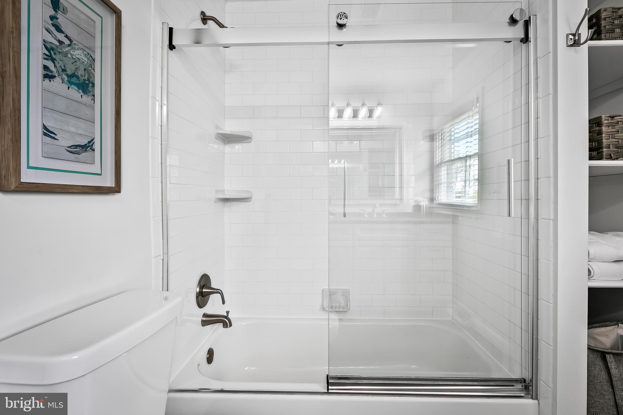 241 Chantrey Road Lutherville-Timonium, MD 21093 - Photo 34 of 42 Shower/tub