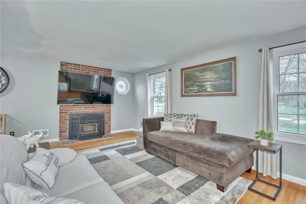 $349,900 | 201 Bittersweet Drive, Farmington, NY 14425