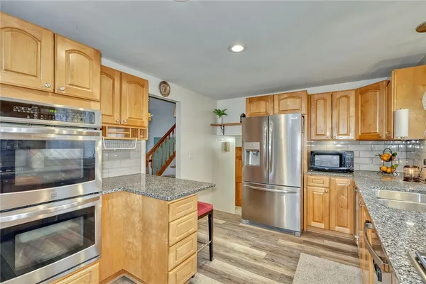 $349,900 | 201 Bittersweet Drive, Farmington, NY 14425