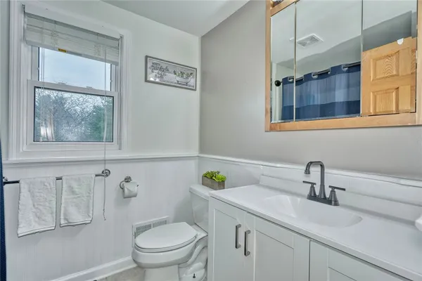 $349,900 | 201 Bittersweet Drive, Farmington, NY 14425