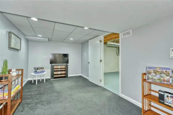 $349,900 | 201 Bittersweet Drive, Farmington, NY 14425