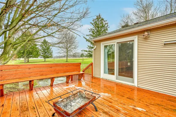 $349,900 | 201 Bittersweet Drive, Farmington, NY 14425