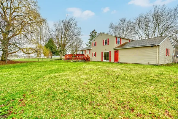 $349,900 | 201 Bittersweet Drive, Farmington, NY 14425