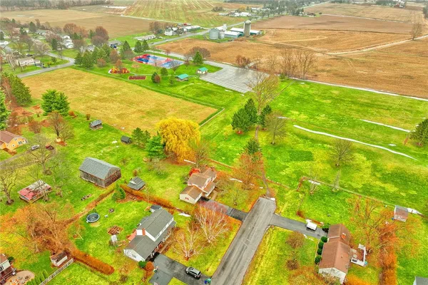 $349,900 | 201 Bittersweet Drive, Farmington, NY 14425