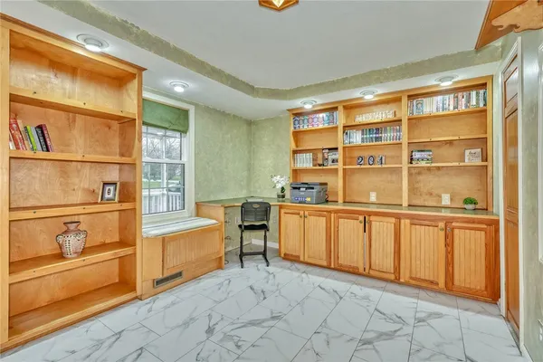 $349,900 | 201 Bittersweet Drive, Farmington, NY 14425