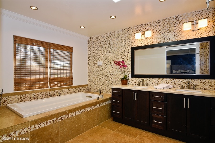 2082 Village Wood Road Encinitas, CA 92024 - Photo 11 of 18