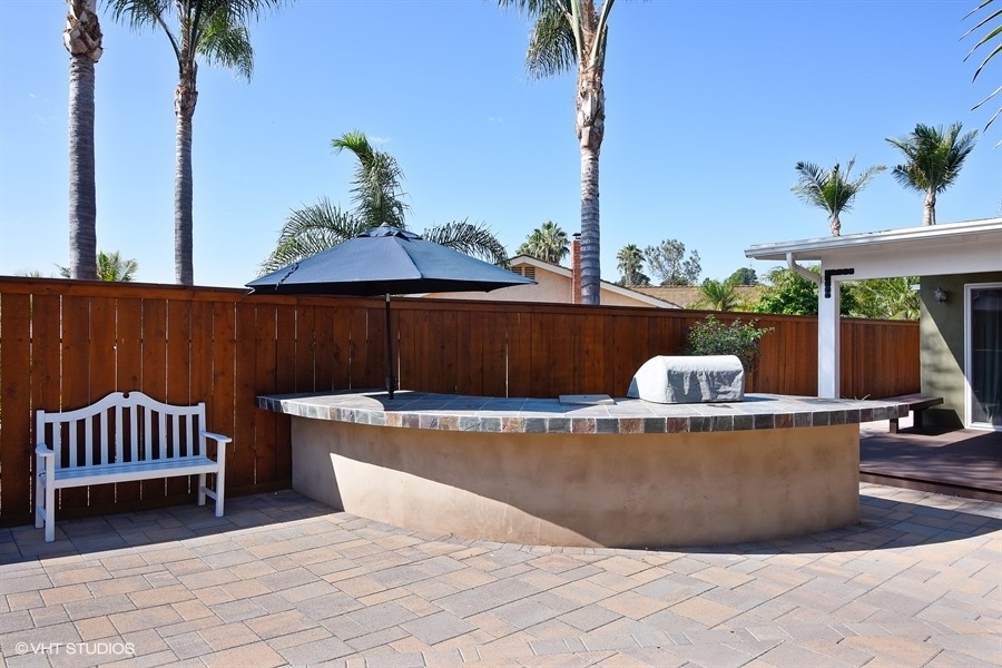 2082 Village Wood Road Encinitas, CA 92024 - Photo 17 of 18