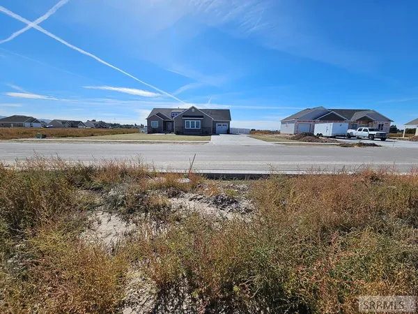 $100,000 | 565 Badlands Street, Shelley, ID 83274