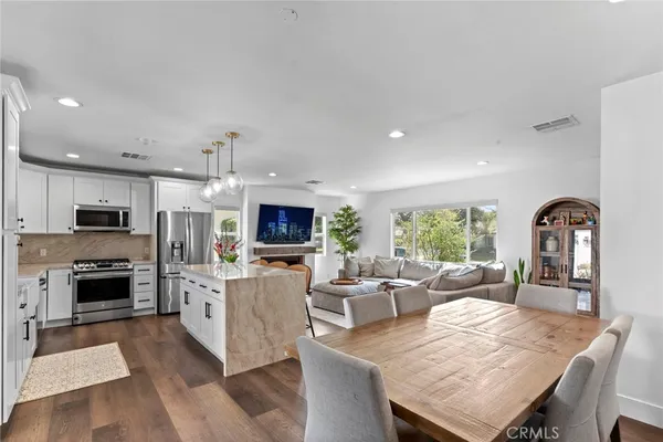 $999,000 | 14729 Bassett Street, Van Nuys, CA 91405