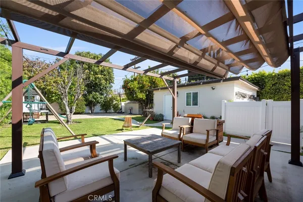 $999,000 | 14729 Bassett Street, Van Nuys, CA 91405
