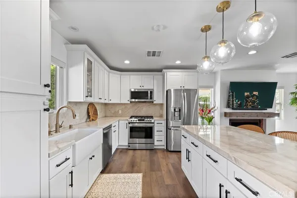 $999,000 | 14729 Bassett Street, Van Nuys, CA 91405