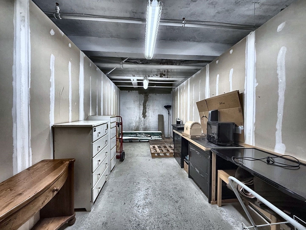 23-33 Middle Street, Unit 4 Lowell, MA 01852 - Photo 10 of 10