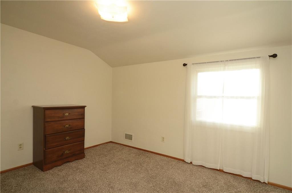 2019 Cutter Drive McKees Rocks, PA 15136 - Photo 15 of 20