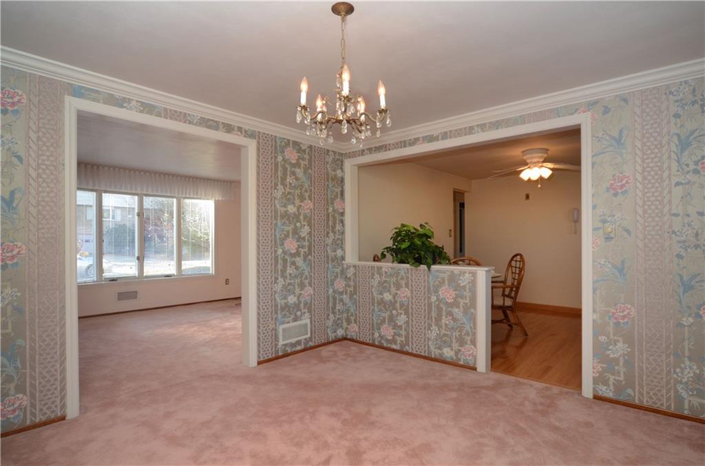2019 Cutter Drive McKees Rocks, PA 15136 - Photo 6 of 20