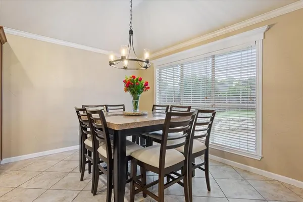 $364,900 | 10517 Calaveras Drive, Waco, TX 76708