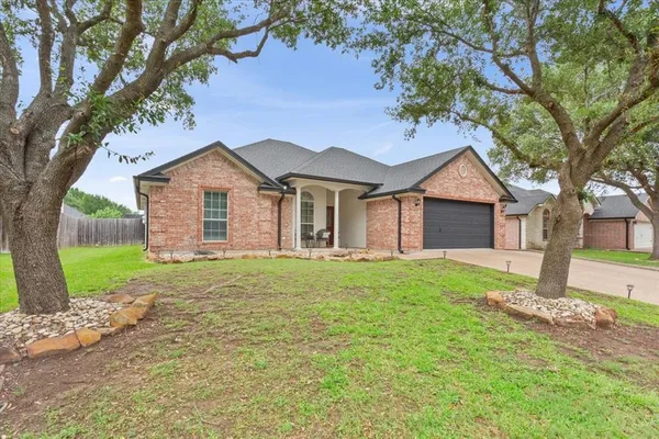 $364,900 | 10517 Calaveras Drive, Waco, TX 76708