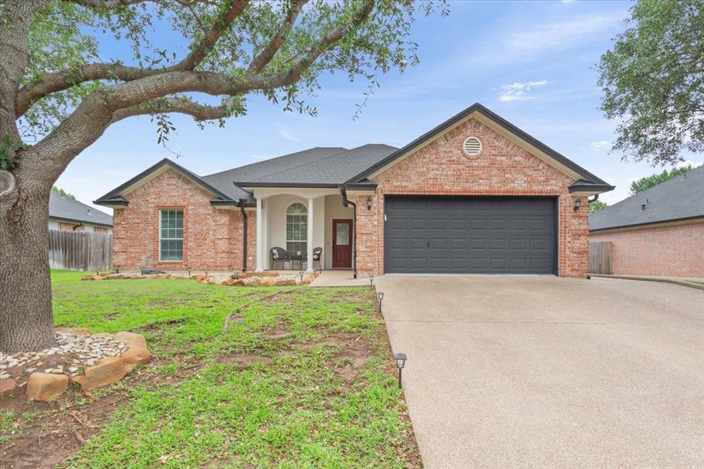 10517 Calaveras Drive Waco, TX 76708 - Photo 2 of 36